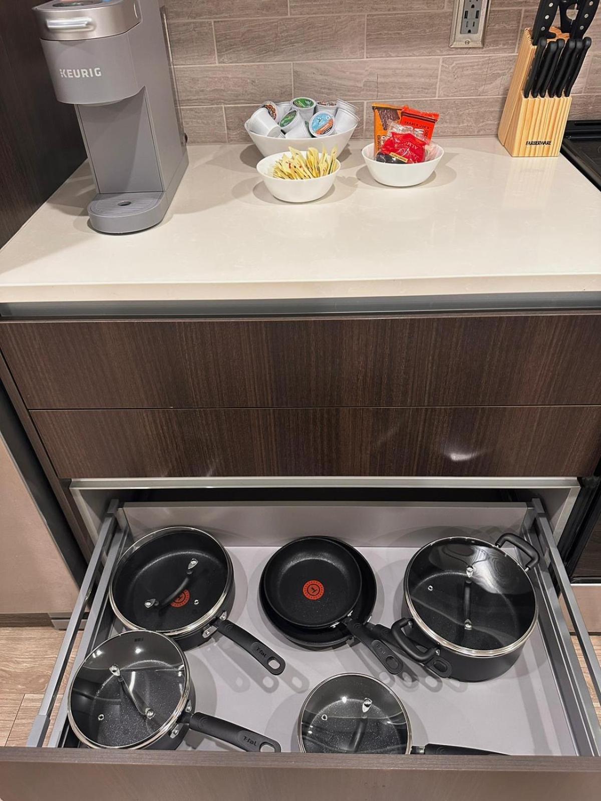 Apartamento Cozy One Bedroom & Loft Sunset Free Off Site Parking And Wifi
